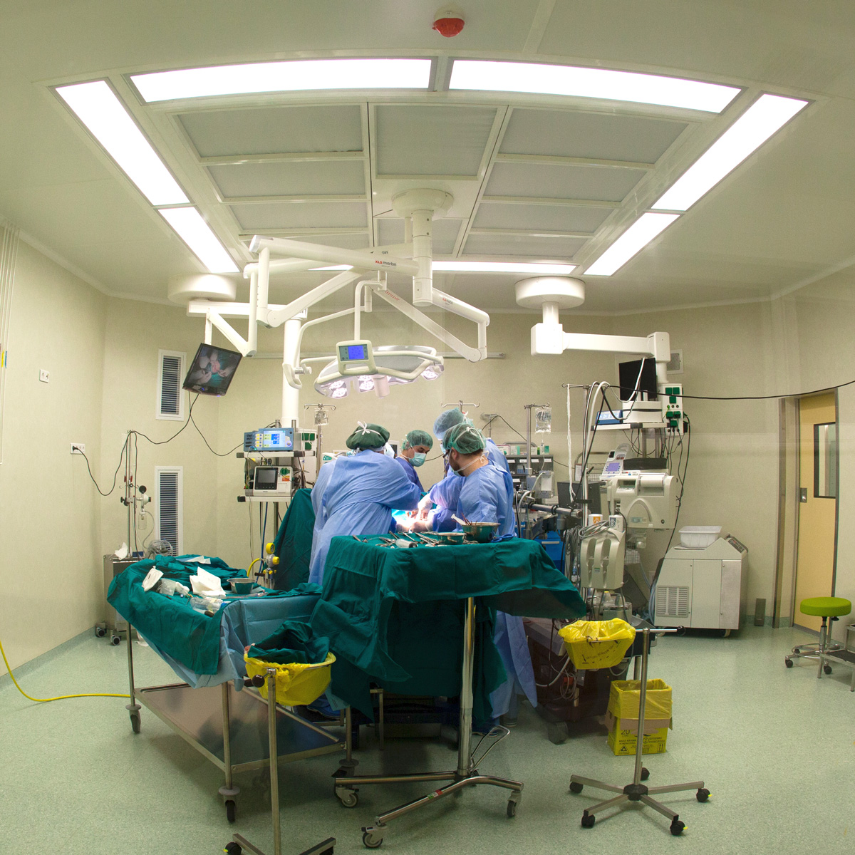 Sala de operatii Sectia de Cardiochirurgie de la Marie Curie
